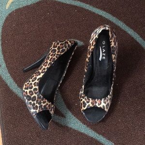 Leopard print open toed high heels